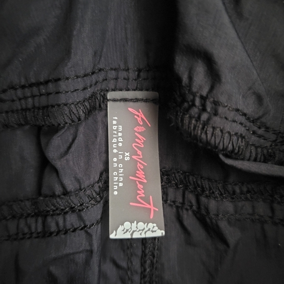 Free People The Noiseless Way Home Jogger Black Lightweight Zip Front Pockets XS - Picture 5 of 11